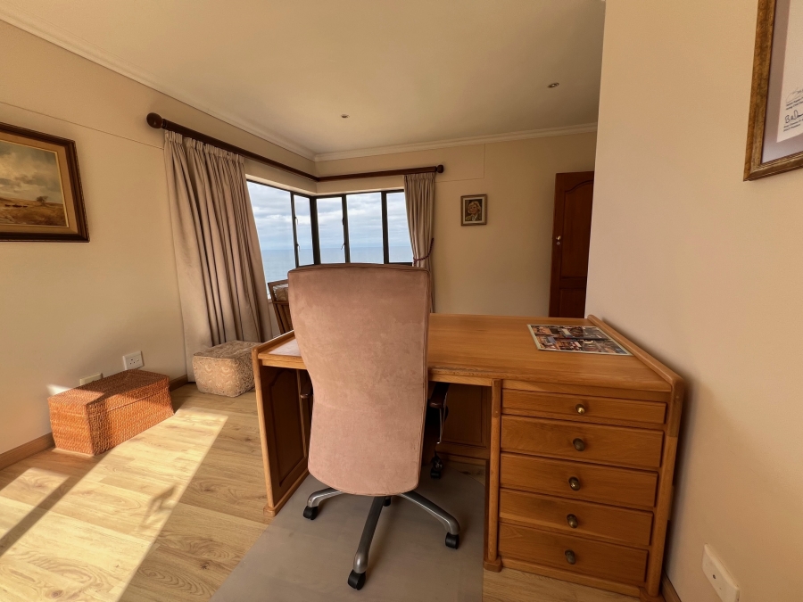 3 Bedroom Property for Sale in Dana Bay Western Cape